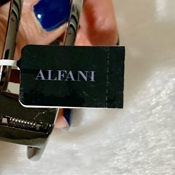 NWT Alfani hematite tone colored pave double row cuff bracelet 💍💎💕 - Picture 5 of 7